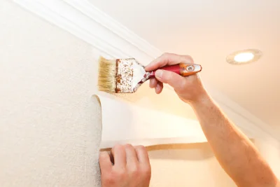 Pose de papier peint à Montgey — revêtements muraux et toiles de verre